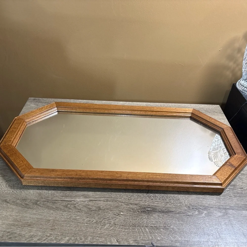 VINTAGE WOOD FRAMED OCTAGON MIRROR 22.25-11.25” 1980’s 3A